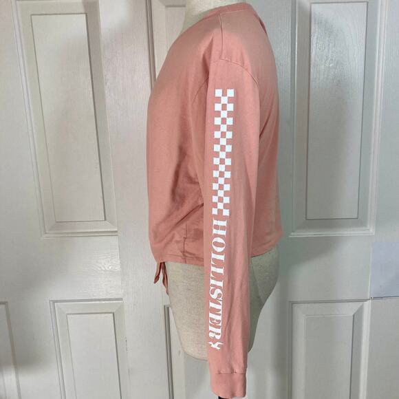 Hollister graphic long sleeve t-shirt, women's oversize small pink tie front top - Picture 3 of 7